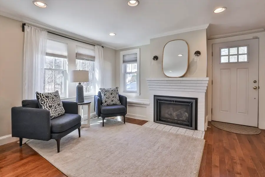 84 Central St, Georgetown, MA 01833 - #3