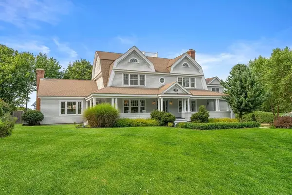 11 Baileys Cswy, Scituate, MA 02066