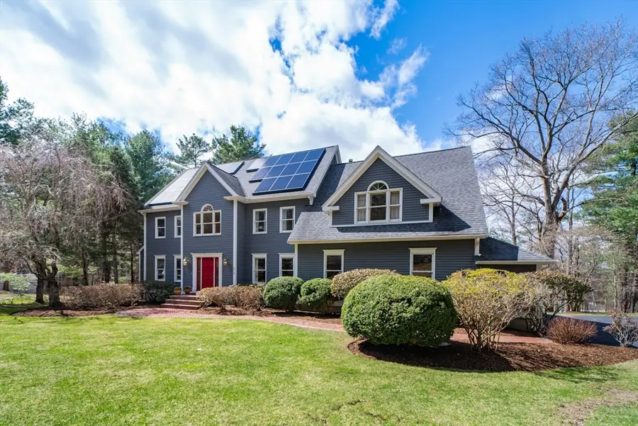 215 Causeway St, Medfield, MA 02052 - #2