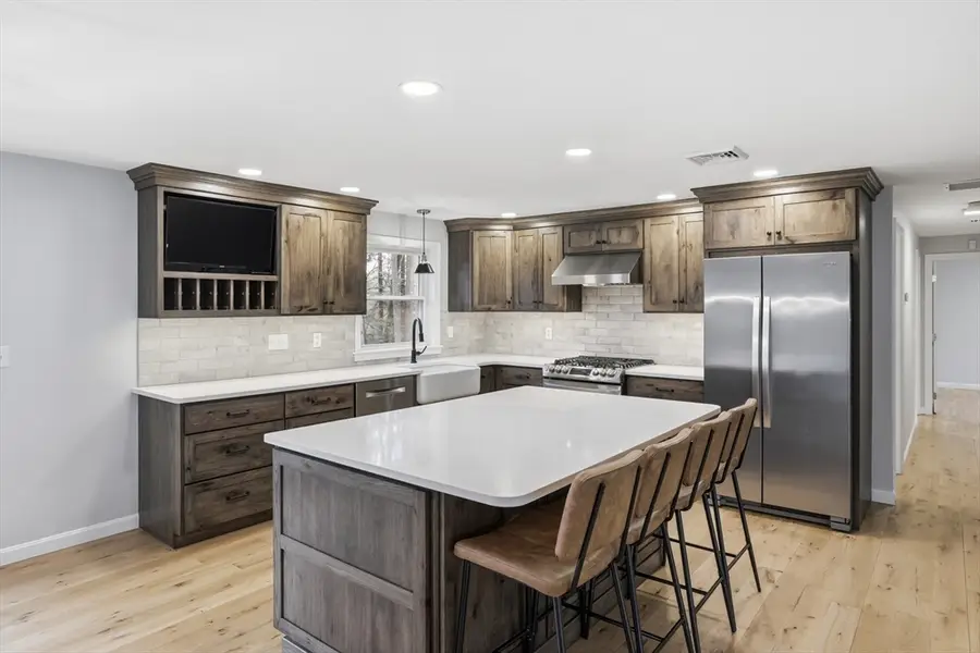 56 Sherwood Hill Dr, Holden, MA 01520 - #2