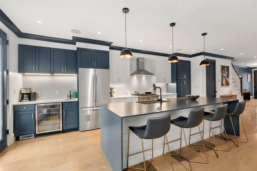 5 Caspian Way #2, Boston, MA 02125 - #1