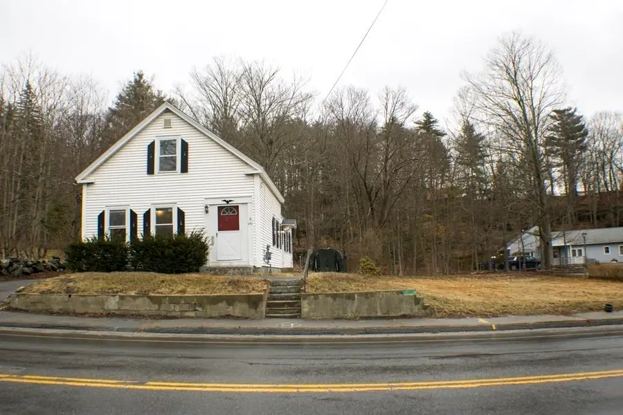 250 Ashburnham St, Fitchburg, MA 01420 - #2