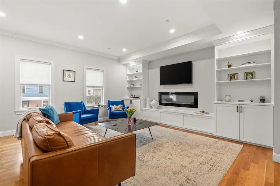 472 Main St #C, Stoneham, MA 02180 - #3