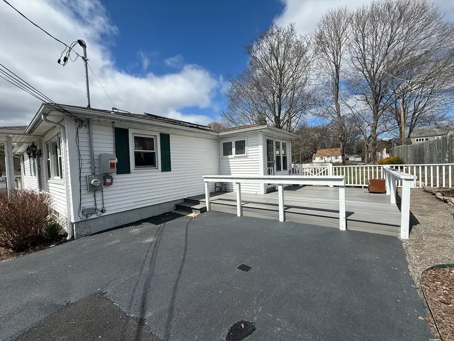 6 Riebe Ave, Webster, MA 01570 - #3