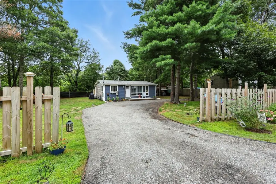 38 Lakeside Dr, Marstons Mills, MA 02648 - #2