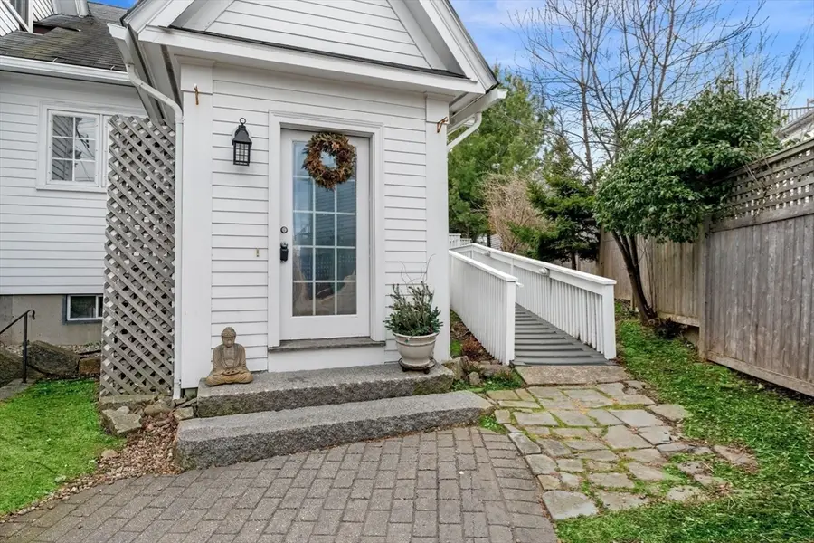 48 Broadway, Rockport, MA 01966 - #3