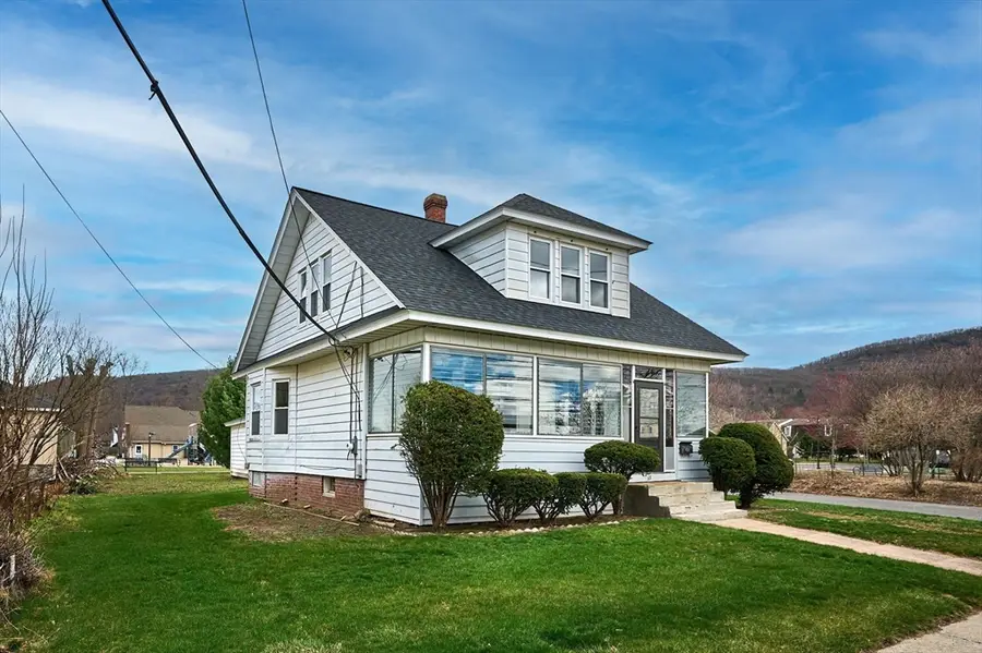 65 Parsons St, Easthampton, MA 01027 - #3