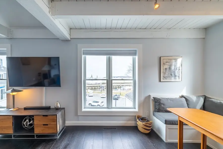 65 Wharf St #B8, Salem, MA 01970 - #3