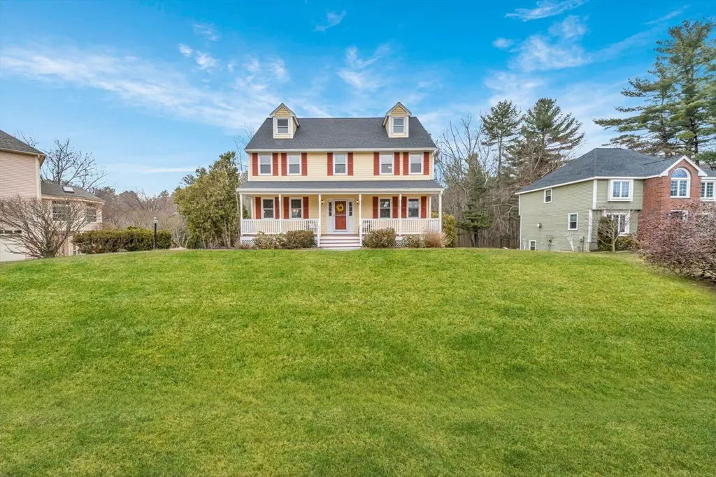 10 Stonehedge Dr, Wilmington, MA 01887 - #1