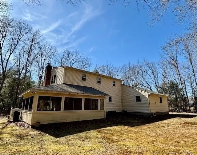 195 Slab Bridge Rd, Freetown, MA 02702 - #3