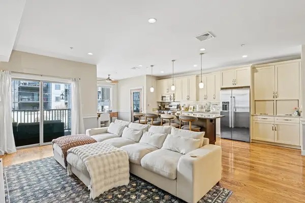 774 E 3rd St #1, Boston, MA 02127