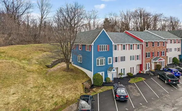 61 Fox Meadow #A, Leominster, MA 01453