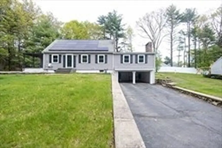 40 Neal St, Walpole, MA 02081 - #2