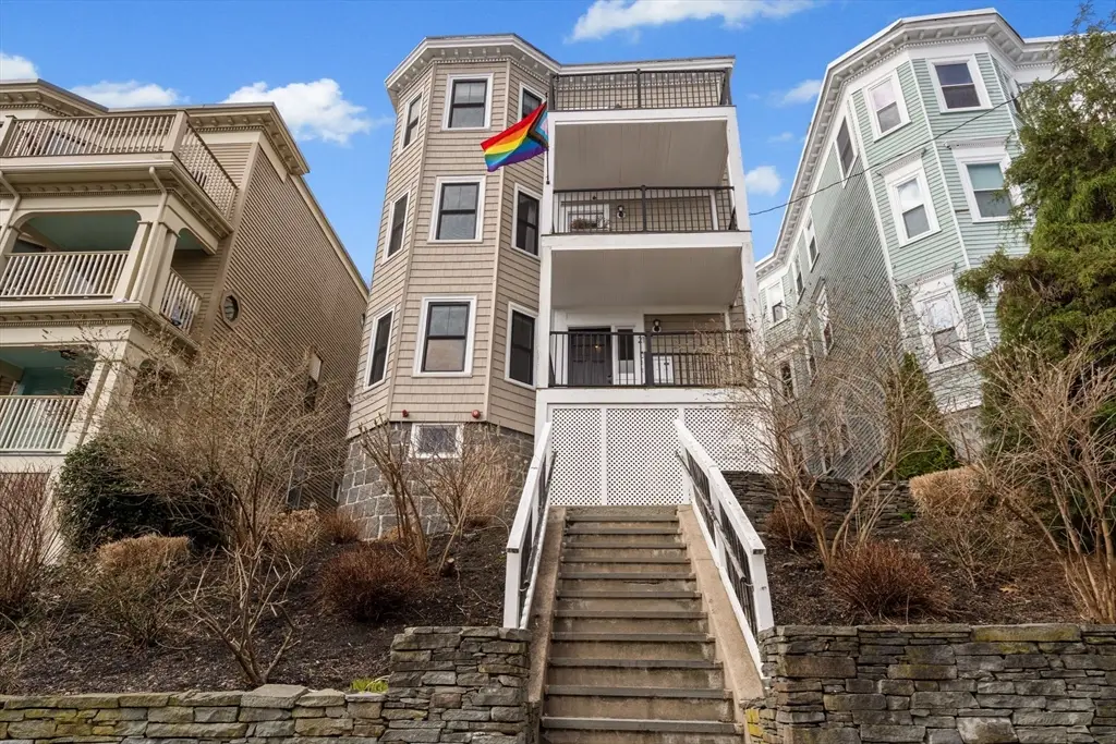 21 Peverell #1, Boston, MA 02125 - #1