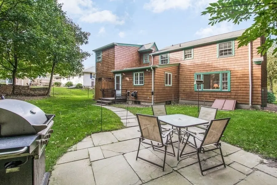 31 Montana, Holden, MA 01520 - #3