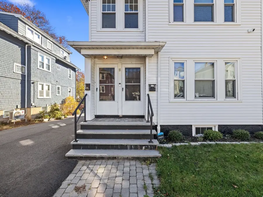 11 Hillview Ave, Boston, MA 02131 - #2