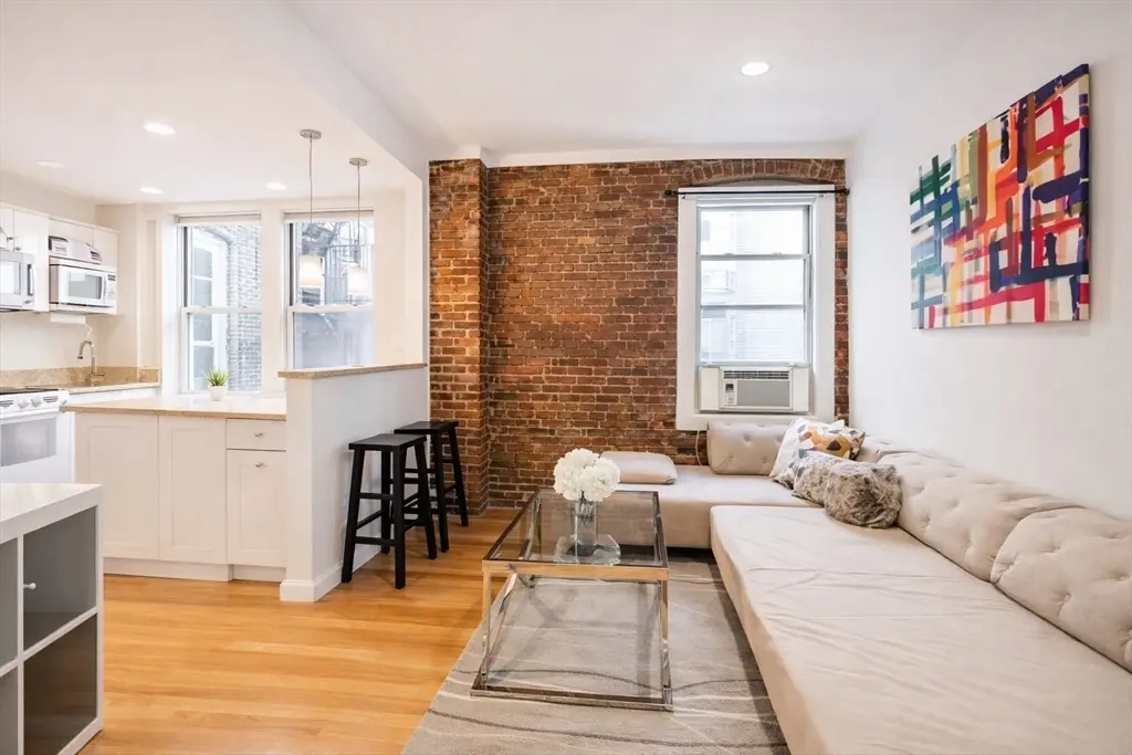 121 Salem St #3A/4A, Boston, MA 02113 - #1