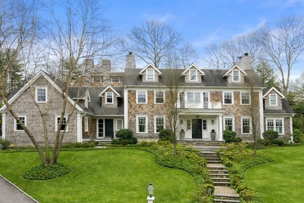 8 Glen Brook Road, Wellesley, MA 02481 - #1