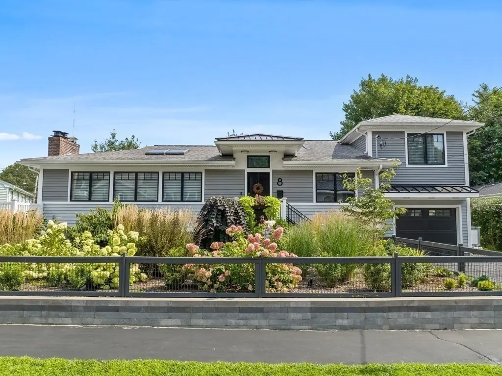 8 Arnold Street, Needham, MA 02494 - #1