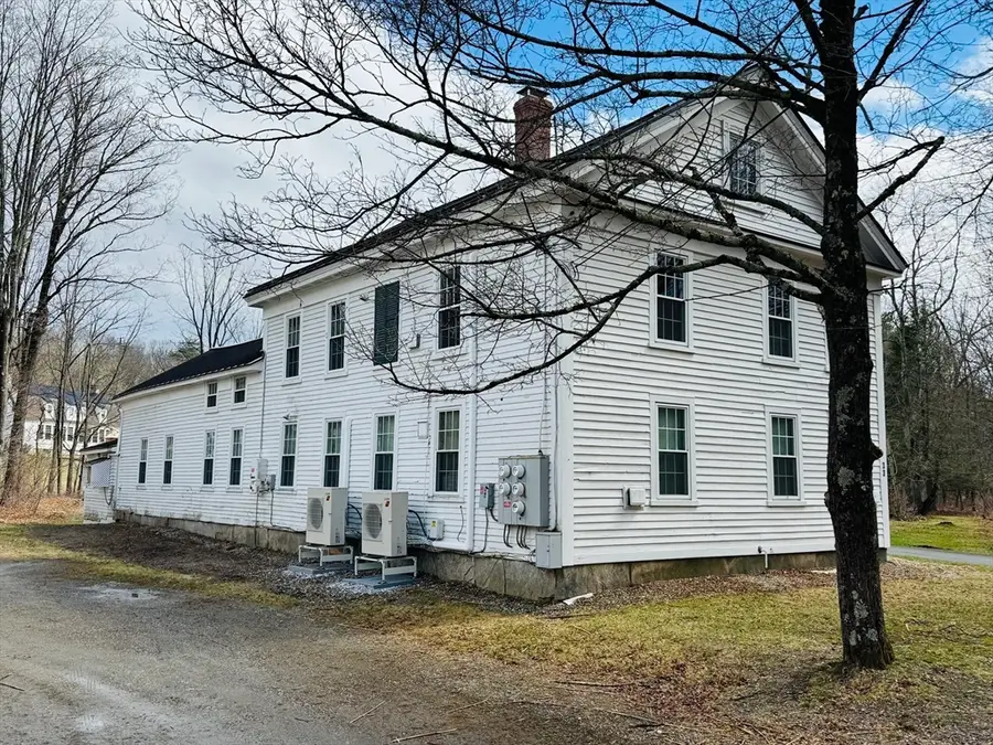 33 Bridge St, Amherst, MA 01002 - #3