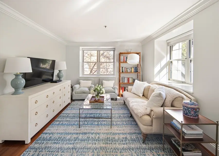 30 Monument Sq #104, Boston, MA 02129 - #2