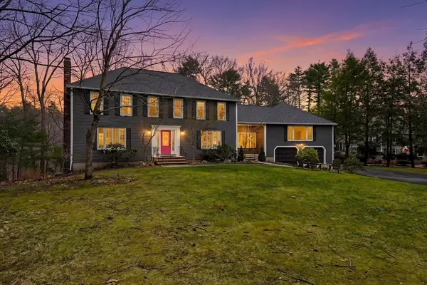 11 Alison Way, Andover, MA 01810