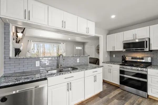 125 Rowe Street, New Bedford, MA 02740