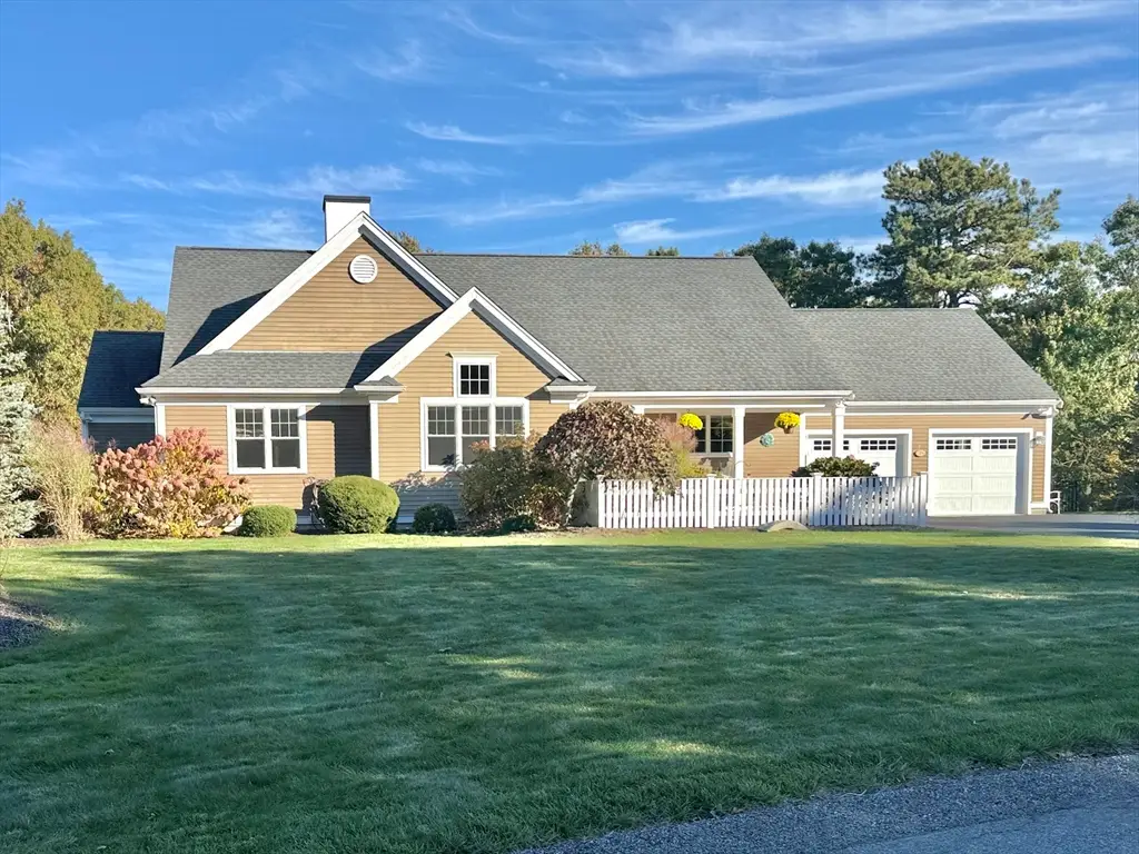 54 Overlook Cir, Plymouth, MA 02360 - #1