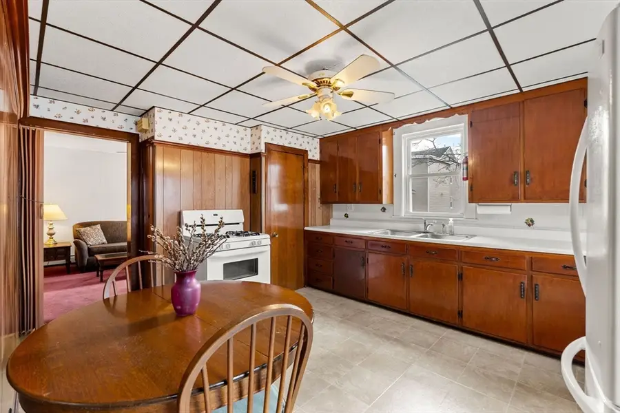 7 Oliver Street, Salem, MA 01970 - #3