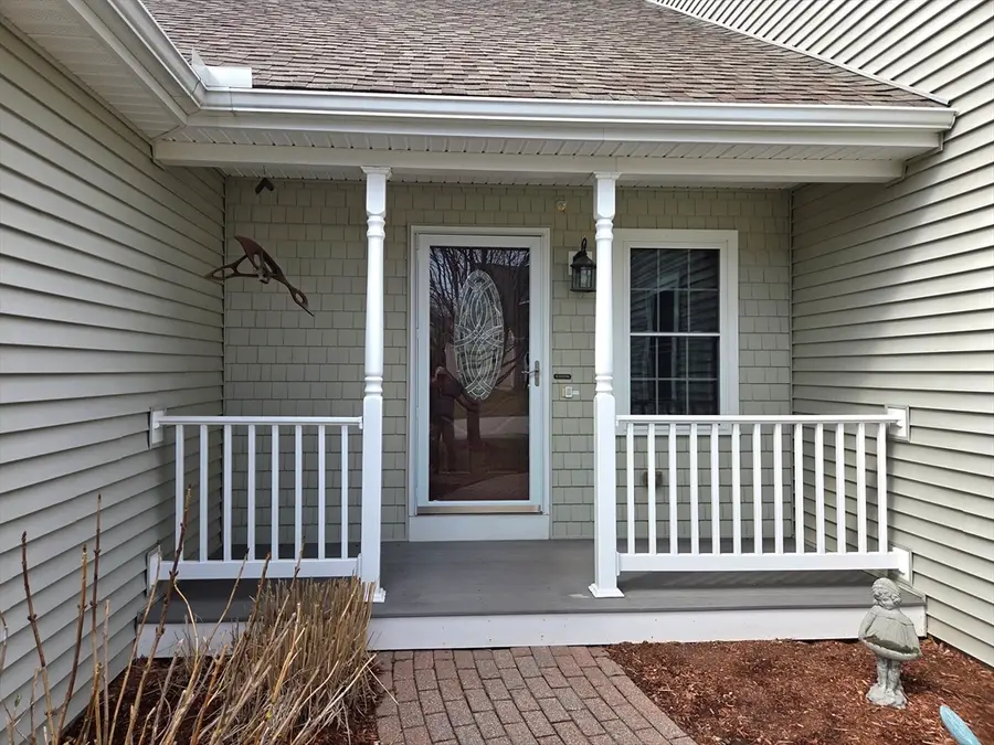 16 Brierly Circle #16, Millbury, MA 01527 - #2