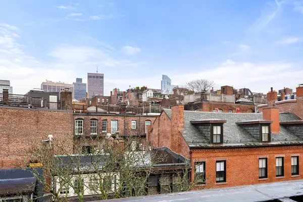 80A West Cedar #4, Boston, MA 02114