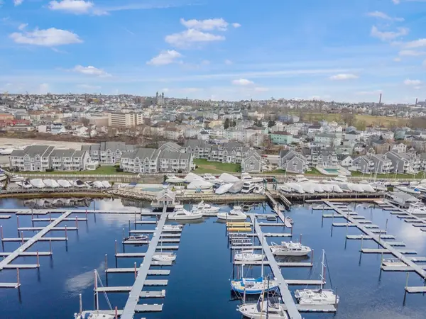 700 Shore Drive #813, Fall River, MA 02721