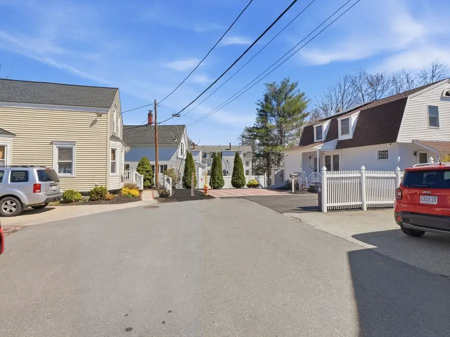 19 Elm Ct, Andover, MA 01810 - #2