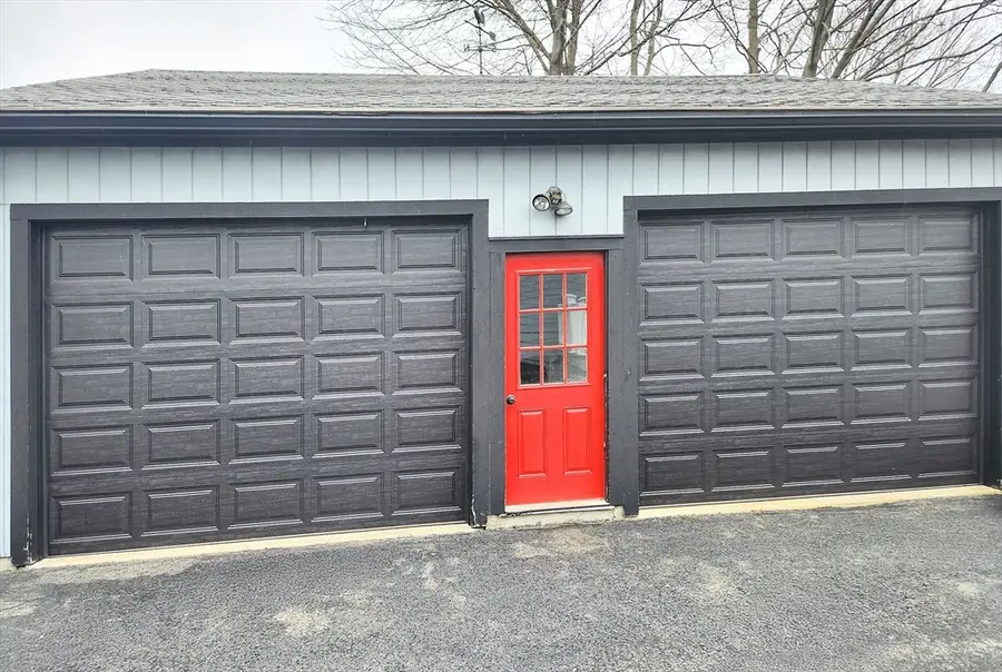 64 Livingstone Ave, Beverly, MA 01915 - #3