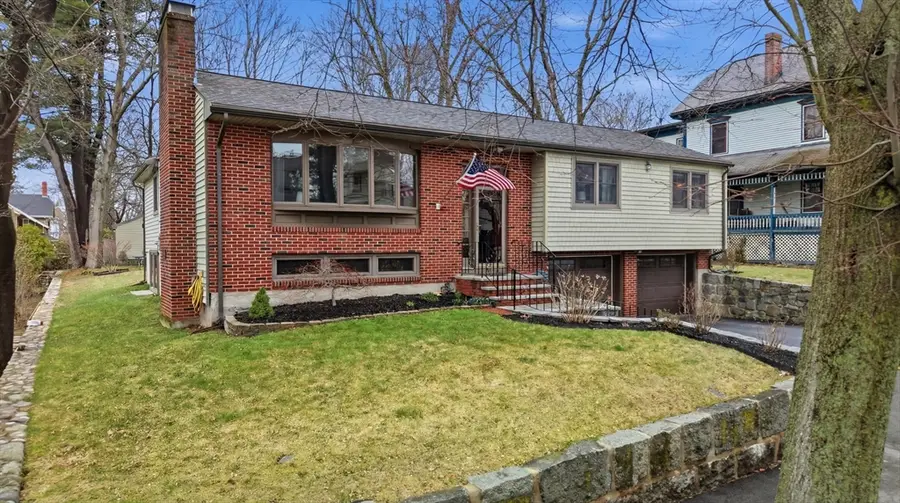 11 Lawrence St, Wakefield, MA 01880 - #2