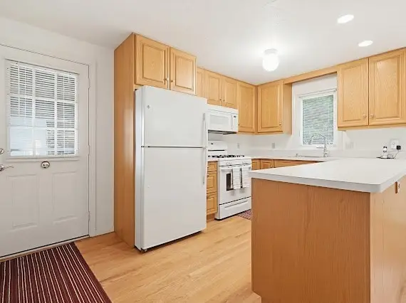 35 Camelot Ct #35, Stoughton, MA 02072 - #3