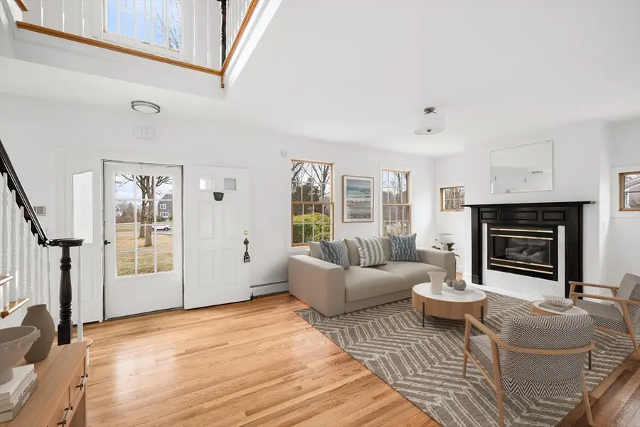 8 Smithfield Place, Dartmouth, MA 02748 - #3