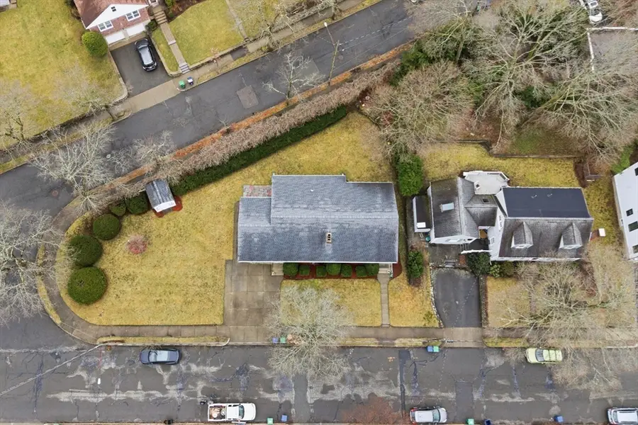 14 Schofield Dr, Newton, MA 02460 - #3