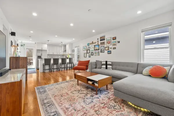 134 Heath St #3, Somerville, MA 02145