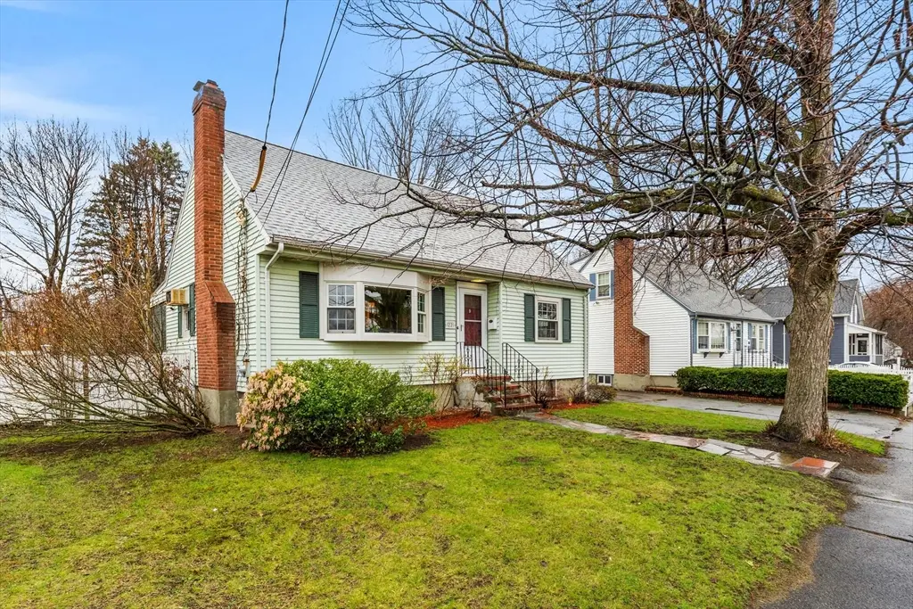 22 Bolton Street, Reading, MA 01867 - #1