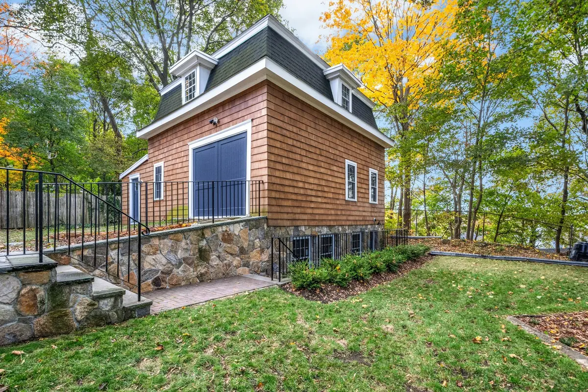 8 Pine St #4, Boston, MA 02136 - #1