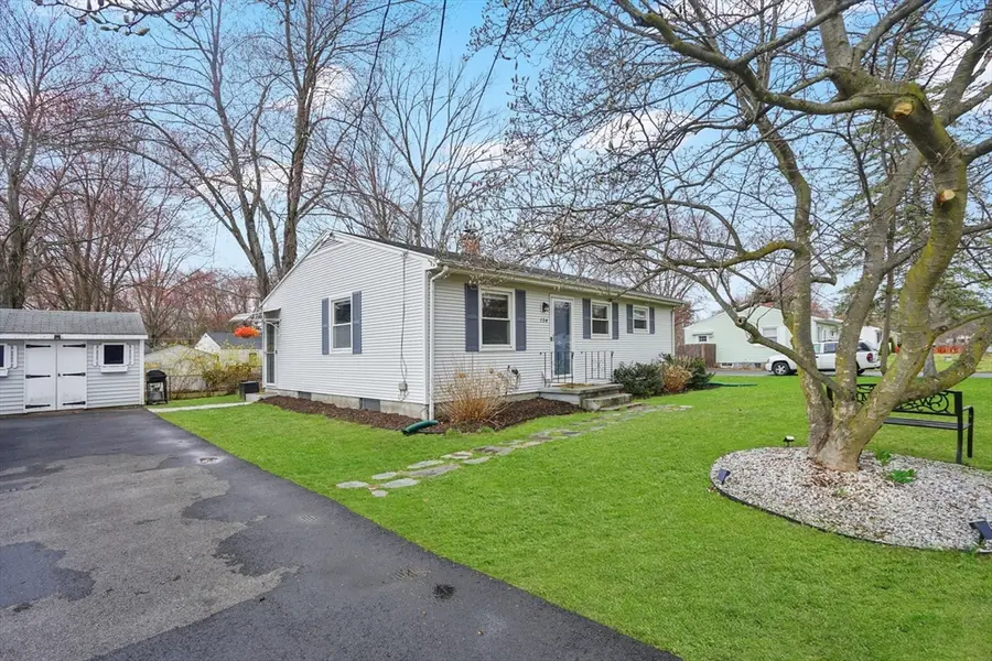 134 Newhouse St, Springfield, MA 01118 - #2