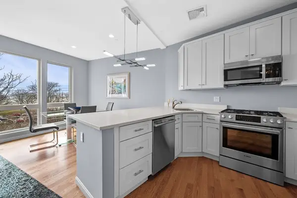 172 Kimball Ave #3B, Revere, MA 02151