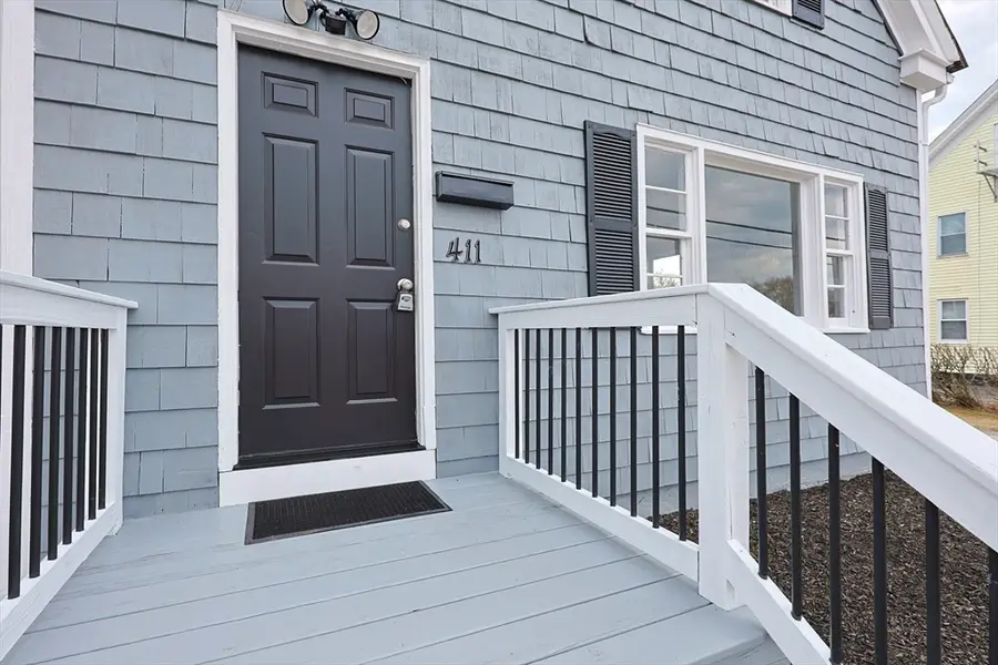411 Danforth St, Taunton, MA 02780 - #2