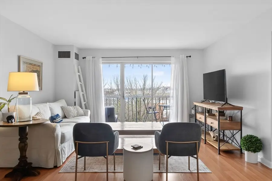 200 Captains Row #408, Chelsea, MA 02150 - #3