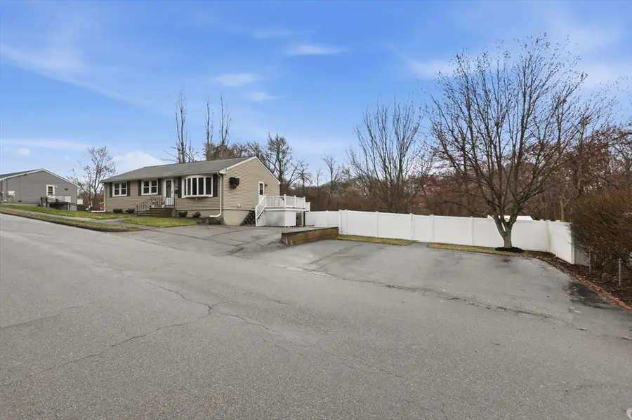 24 Clark St, Salem, MA 01970 - #2