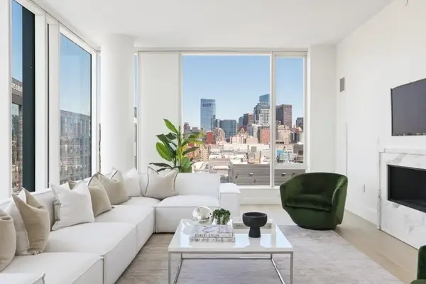 380 Harrison Avenue #14 J, Boston, MA 02118