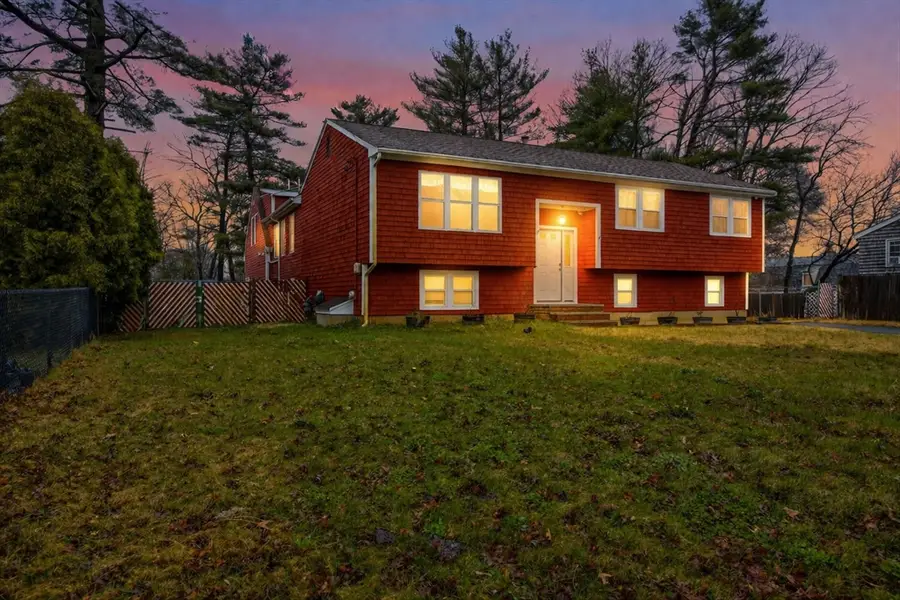 970 Crescent St, Brockton, MA 02302 - #2