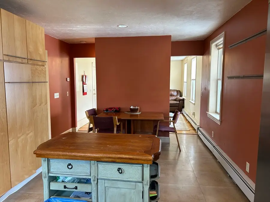 7 Wingate St, Shrewsbury, MA 01545 - #3