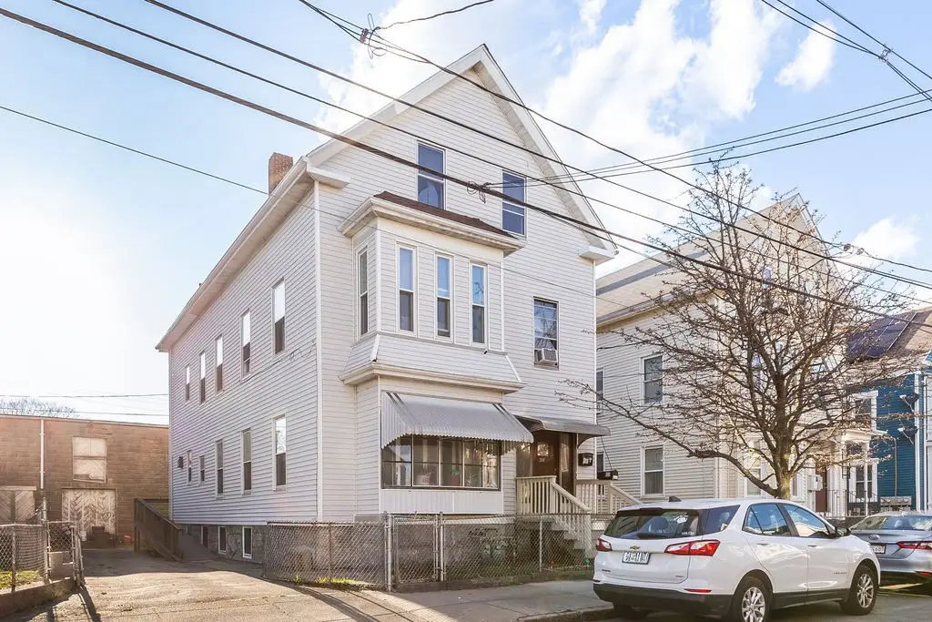 311 Purchase St, New Bedford, MA 02740 - #1